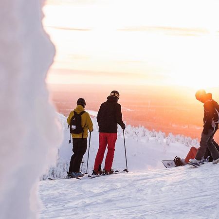 Classic Log Cabin Ski-In Ski-Out レヴィ エクステリア 写真