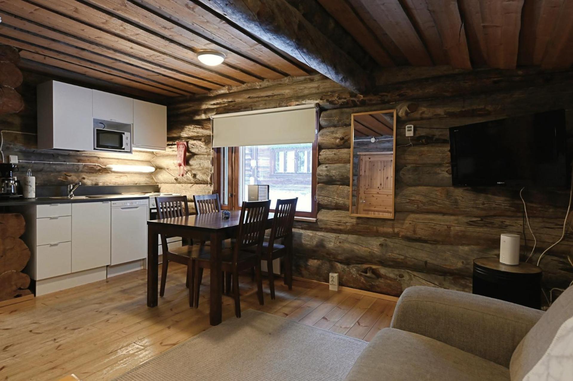 Classic Log Cabin Ski-In Ski-Out レヴィ エクステリア 写真