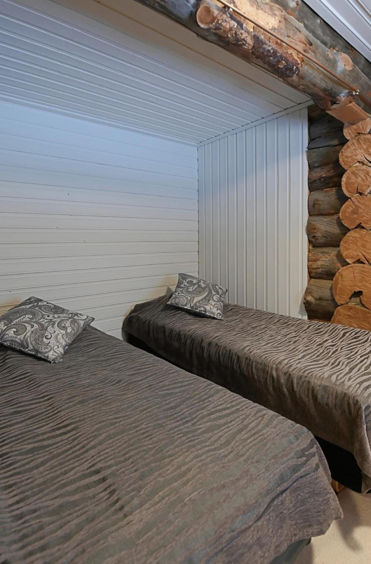 Classic Log Cabin Ski-In Ski-Out レヴィ エクステリア 写真
